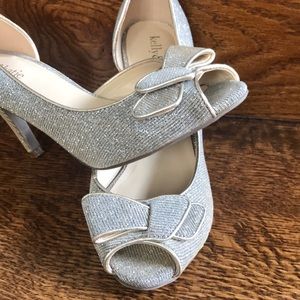 Golden sparkling heels 👠🔝❣️